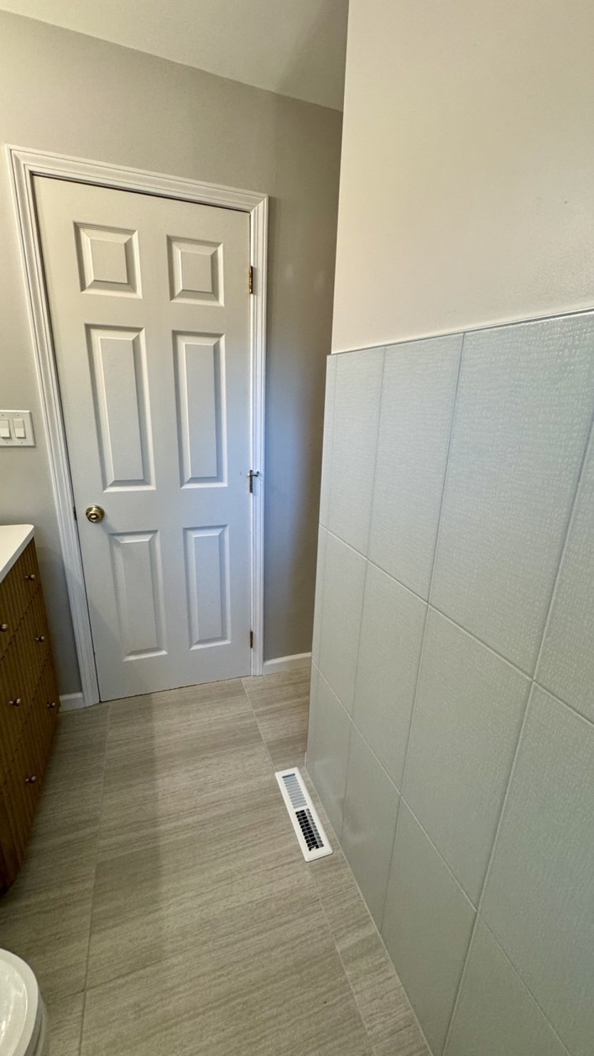 Bathroom Remodeling picture
