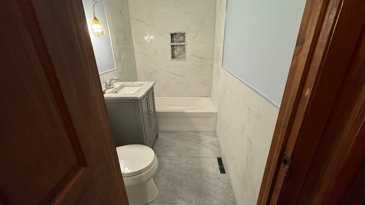 Final Tile, Grout, Silicone and Paint Finishes